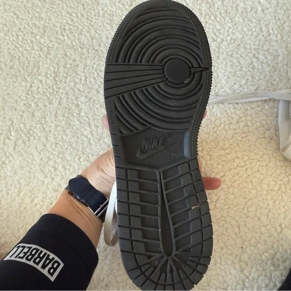 Jordan Kids
Jordan 1 Mid "Schematic" sneakers size 3.5 yr - Picture 4 of 11